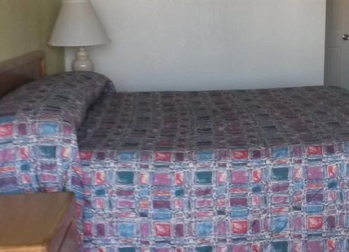 Roseburg Inn Extérieur photo