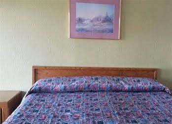 Roseburg Inn Extérieur photo